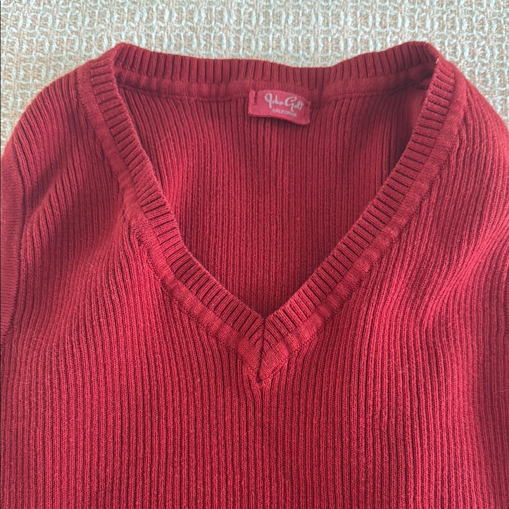 Brandy‎ Melville red ribbed v-neck sweater